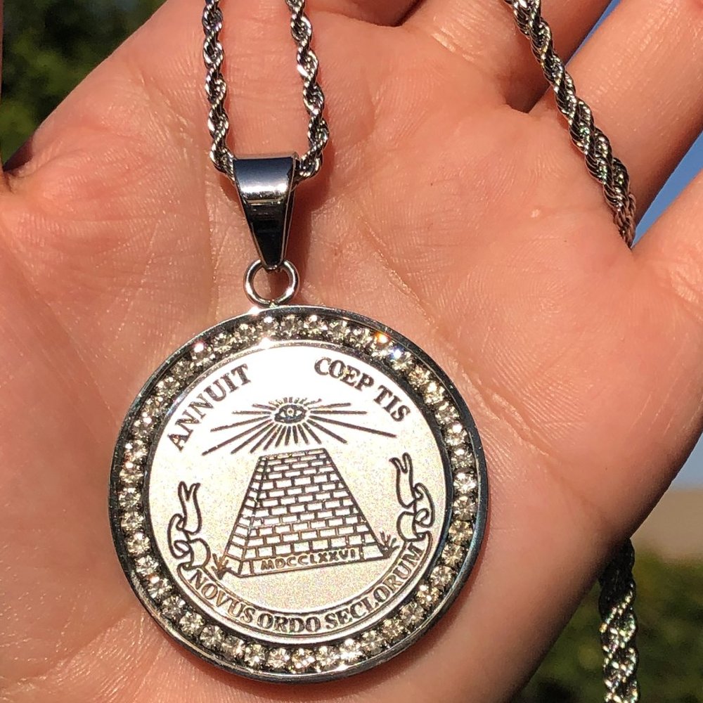 Rhodium finish medallion rope chain 24"